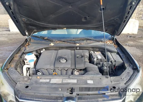 2013 Volkswagen Passat 2.5L Se z USA, uszkodzony, nr VIN 1VWBH7A32DC078963